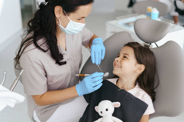 Best Emergency Tooth Extraction in Paw Paw, MI